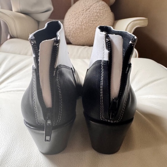 Cecelia New York Jungle Western Bootie 8 - Picture 3 of 4